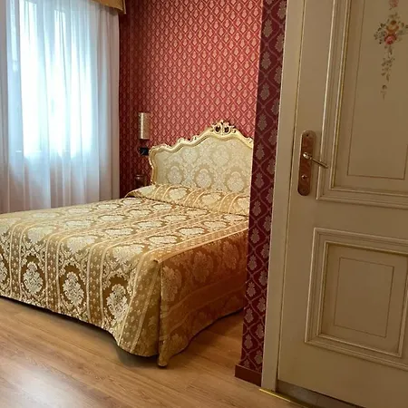 酒店 Apostoli Garden 3*