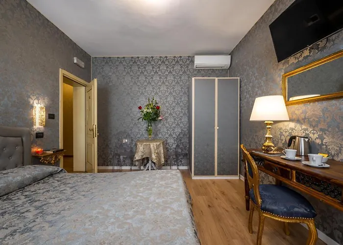 Apostoli Garden Venedik