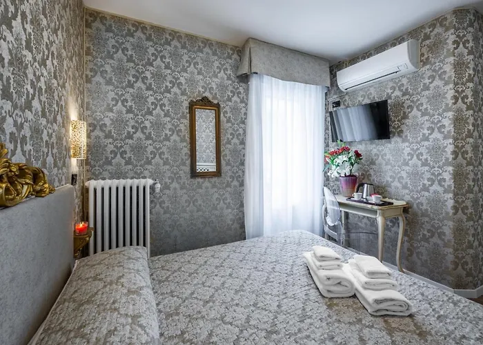 Otel Apostoli Garden 3*