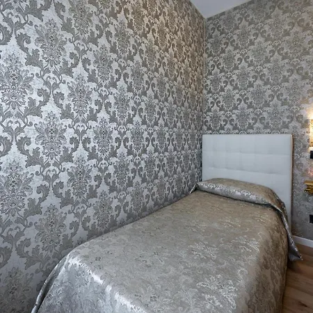 Apostoli Garden Hotel 3*