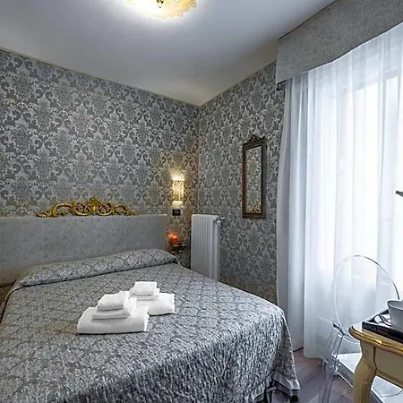 Apostoli Garden Ξενοδοχείο 3*