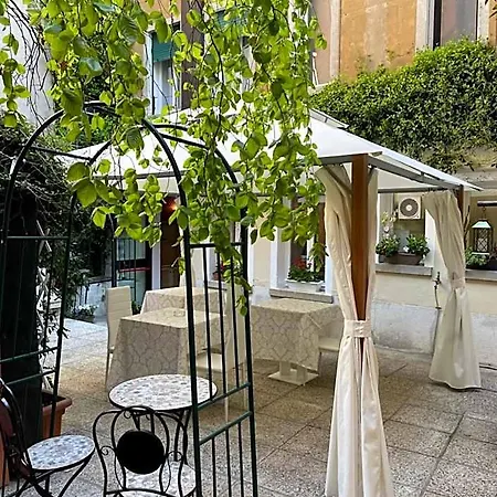 Apostoli Garden 3*