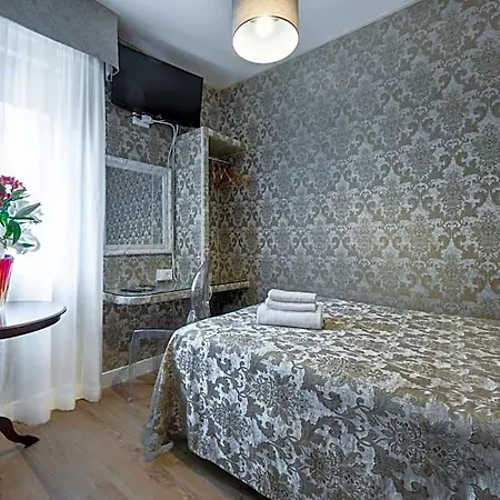 Ξενοδοχείο Apostoli Garden 3*
