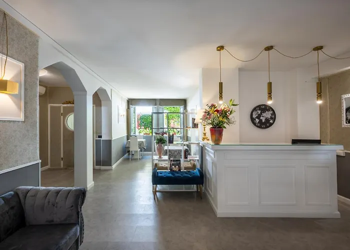 Hotel Apostoli Garden 3*