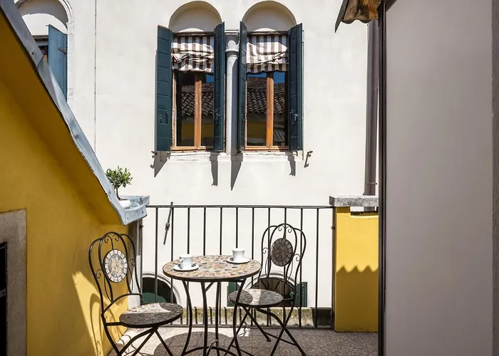 Apostoli Garden Hotel