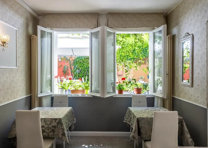 Hotel Apostoli Garden 3*